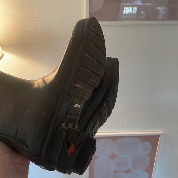 HUNTER Women’s Rain Boots & Sock inserts - Picture 14 of 14